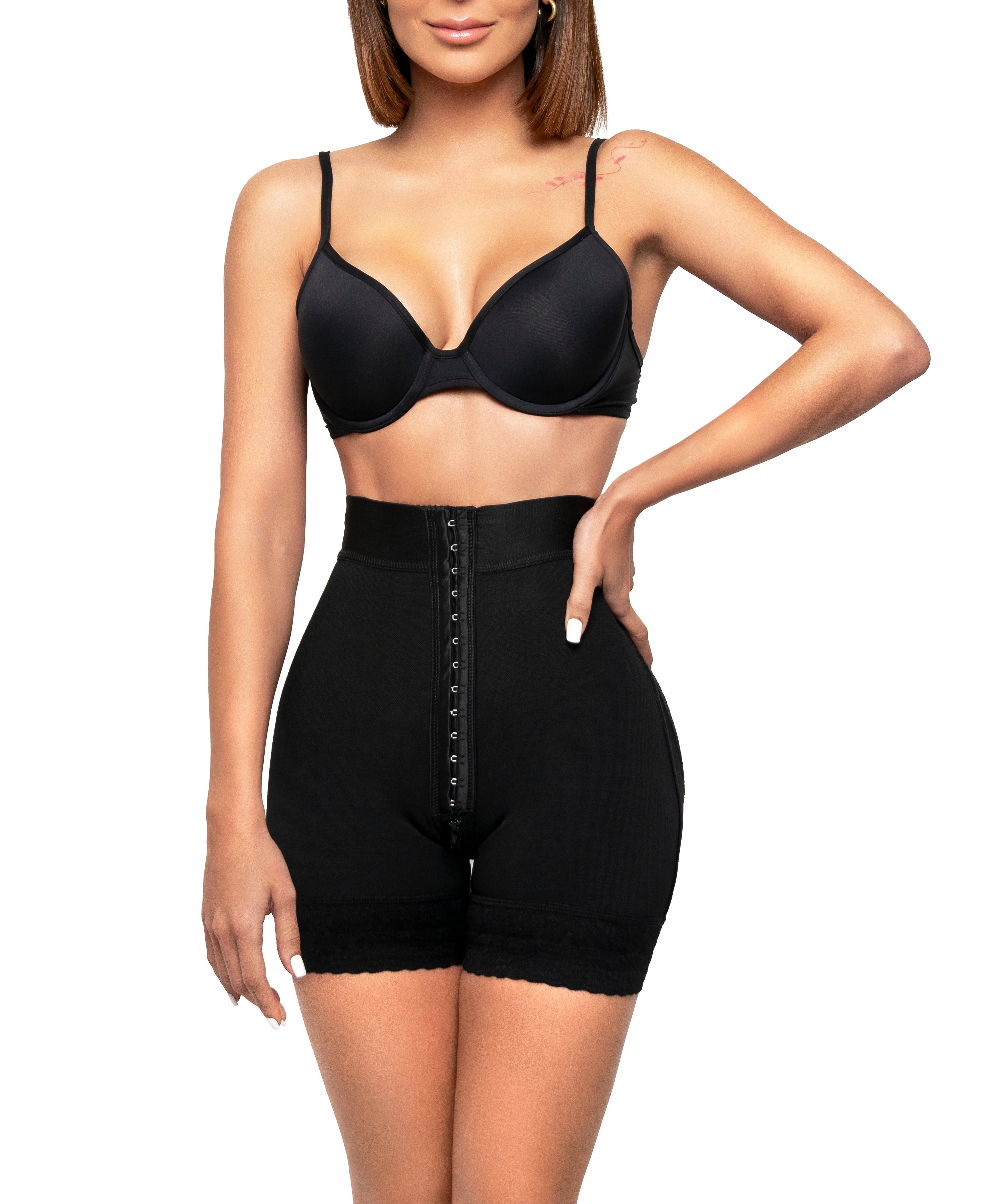 Short Levanta Gluteos Broches