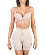 Short Levanta Gluteos Broches