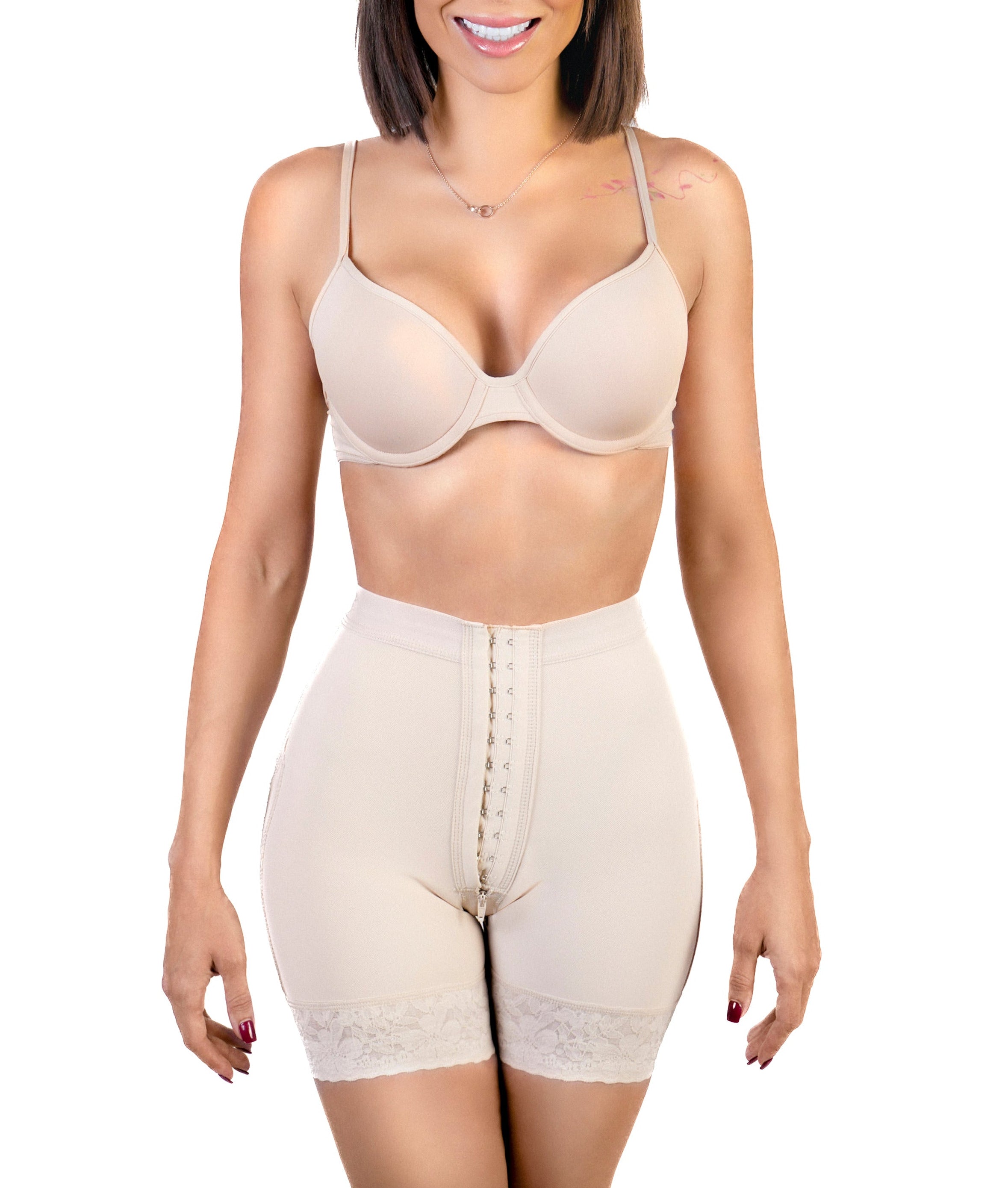 Short Levanta Gluteos Broches